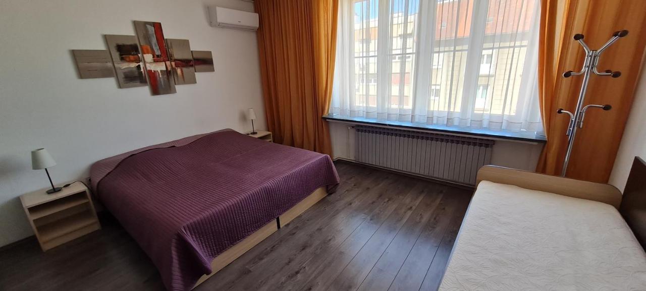 Rooms Lara Zagreb Exteriör bild